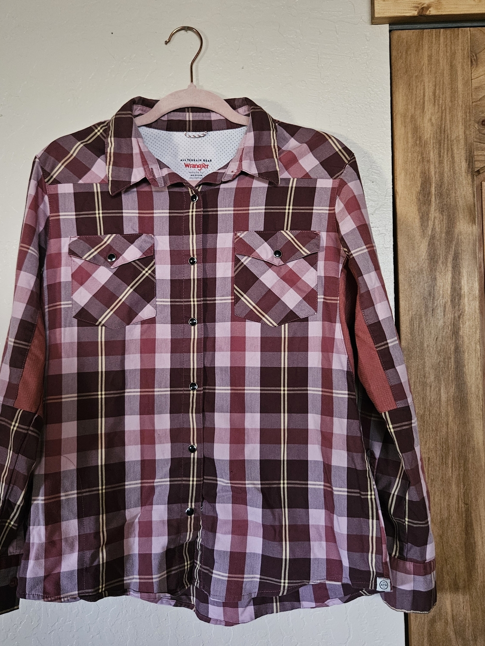 Wrangler Women’s Maroon and Pink Plaid Button-Front Shirt